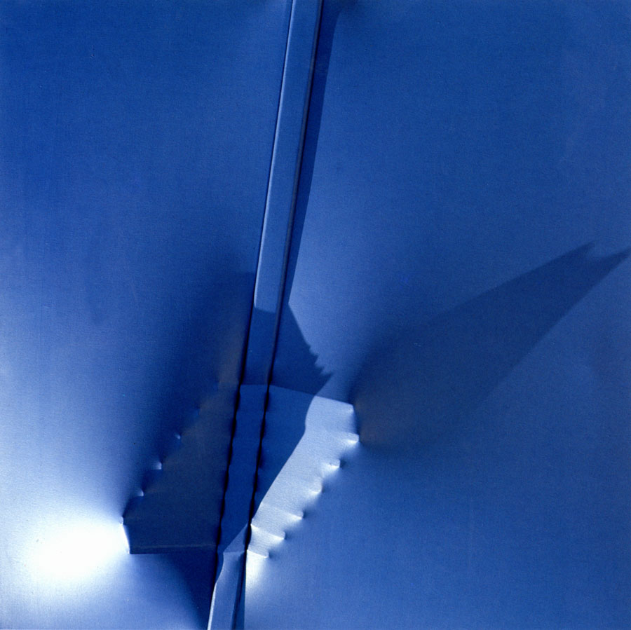 Superficie blu, 1972, cm 120x120